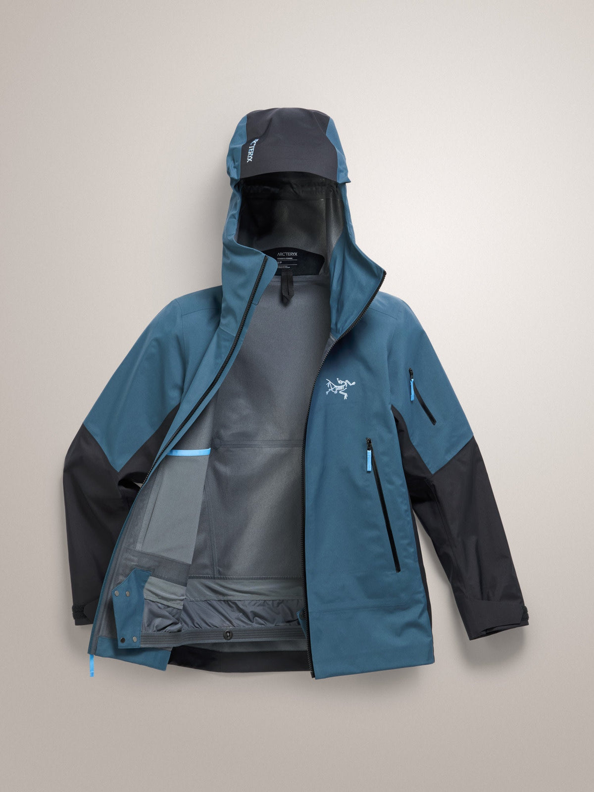 Sentinel Jacket Women's