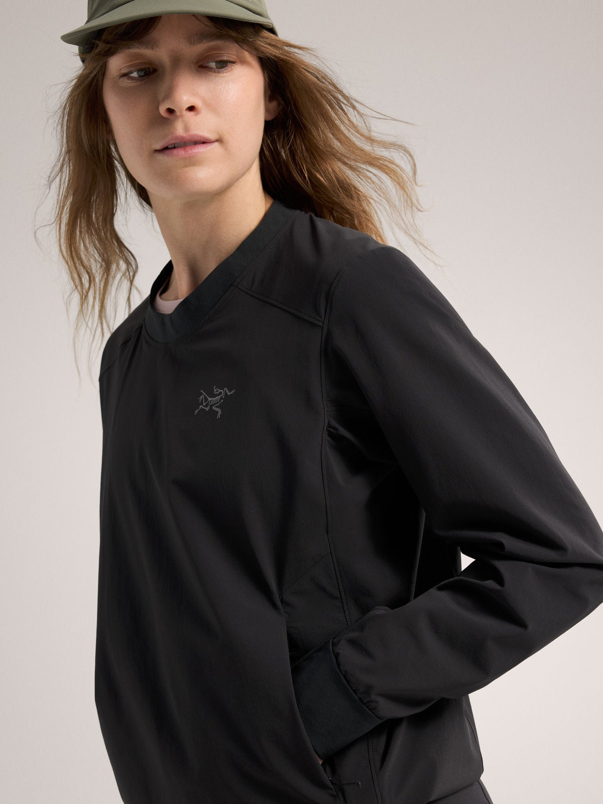 Gamma Lightweight Crew Neck Pullover Women's
